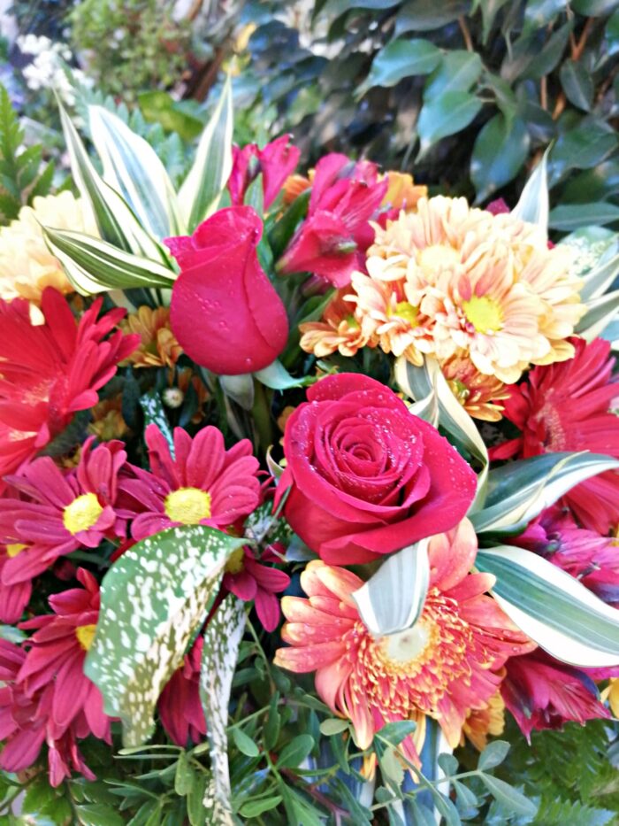 Ramo Variado Rojo "El Niño de las Moras" - Imagen 2
